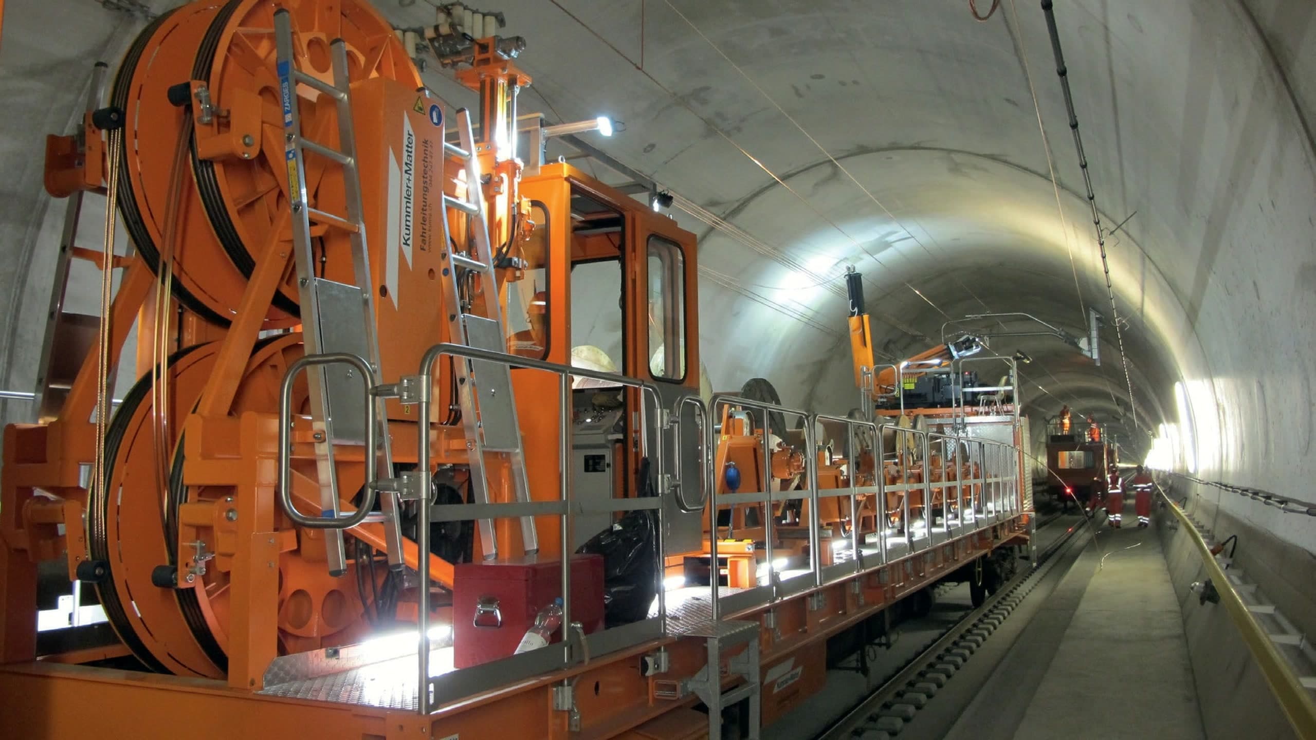 Electrification of the St. Gotthard Tunnel
